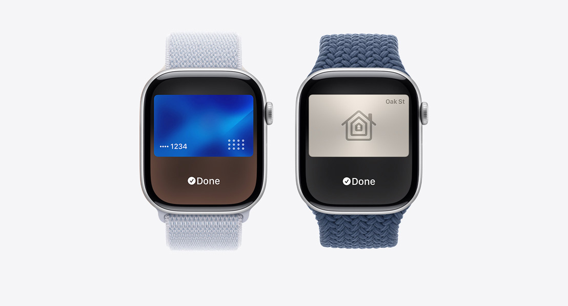 Tre Apple Watch Series 10. På den første vises Apple Card som brukes med Apple Pay. På den andre vises et reisekort som brukes med Lommebok-appen. På den tredje vises en husnøkkel som brukes med Lommebok-appen.