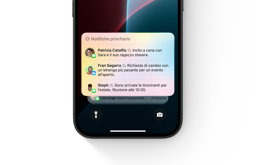 Un elenco di notifiche importanti su iPhone messo in evidenza in cima alla pila di notifiche