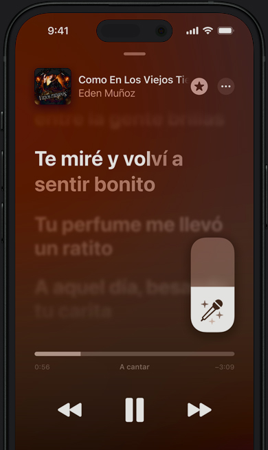 Se muestra el modo Apple Music Sing en un iPhone que está reproduciendo Como En Los Viejos Tiempos de Eden Muñoz