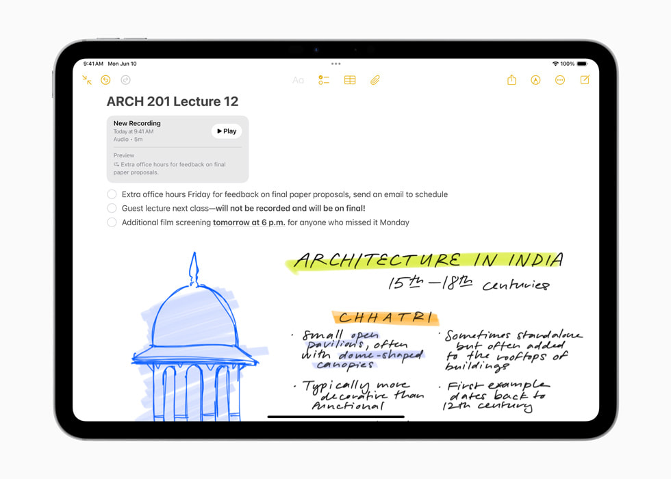 Un iPad Pro montre la fonction d’enregistrement et de transcription du contenu audio dans l’app Notes.