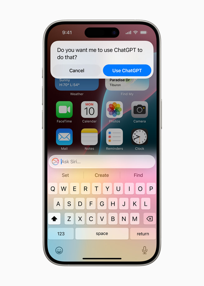iPhone 15 Pro 上的 Siri 回應用户指令：「你希望我用 ChatGPT 執行呢個指令嗎？」
