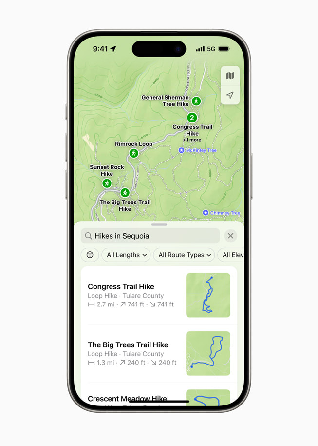 iPhone 15 Pro’da Sequoia Ulusal Parkı’ndaki doğa yürüyüşlerinin listesi gösteriliyor.