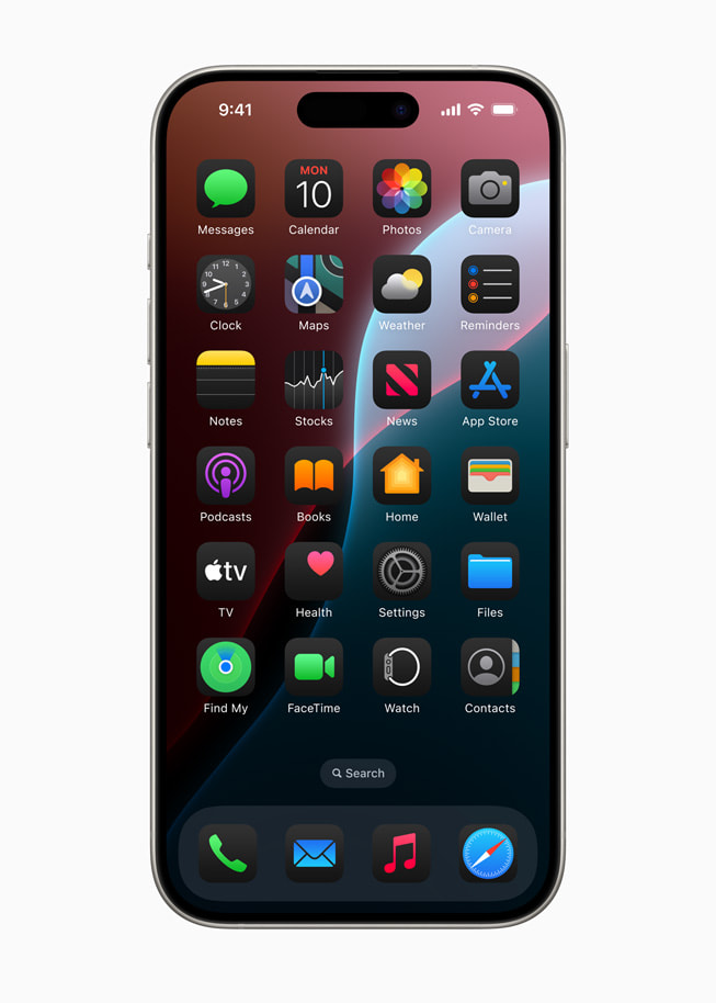 Un iPhone 15 Pro muestra iconos de apps y widgets con una tonalidad clara en la pantalla de inicio. 