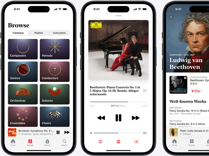 Na ekranie iPhone’a po lewej stronie pokazano kartę przeglądania w apce Apple Music Classical z wybraną kartą katalogu, na której widać kategorie, takie jak kompozytorzy, okresy, gatunki, dyrygenci, orkiestry, soliści, zespoły i chóry; na iPhonie pośrodku widać I koncert fortepianowy C-dur op. 15 III. Rondo. Allegro scherzando Beethovena odtwarzany z Dolby Atmos; na iPhonie po prawej stronie widać stronę kompozytora poświęconą Ludwigowi van Beethovenowi