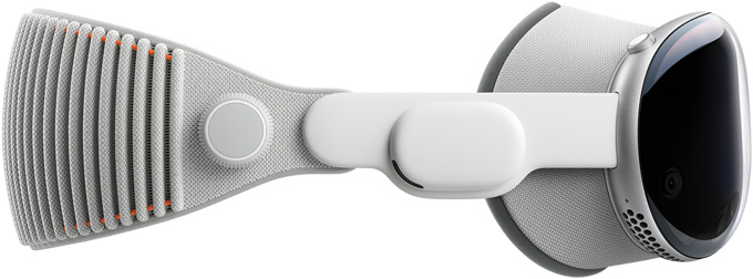 Apple Vision Pro 的側面，已裝配遮光環和可調校的編織頭帶。
